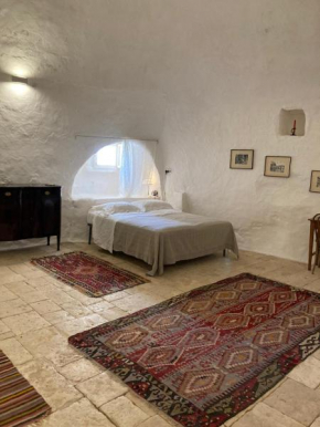 Trullo l'ulivo e il rosmarino